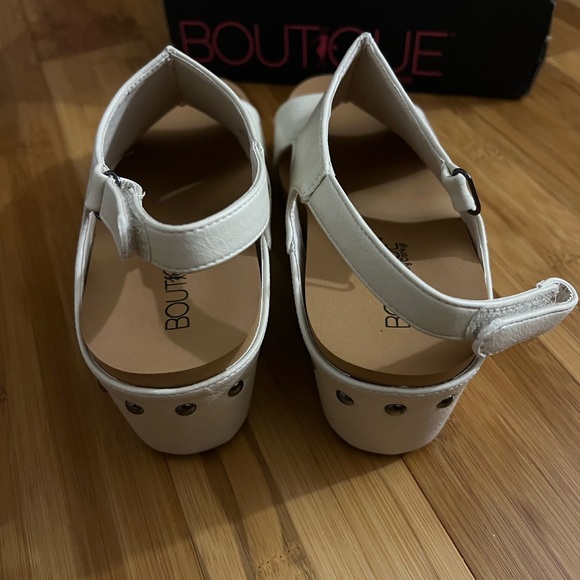 CORKYS Women’s 10 Cream Wedge - Picture 7 of 7